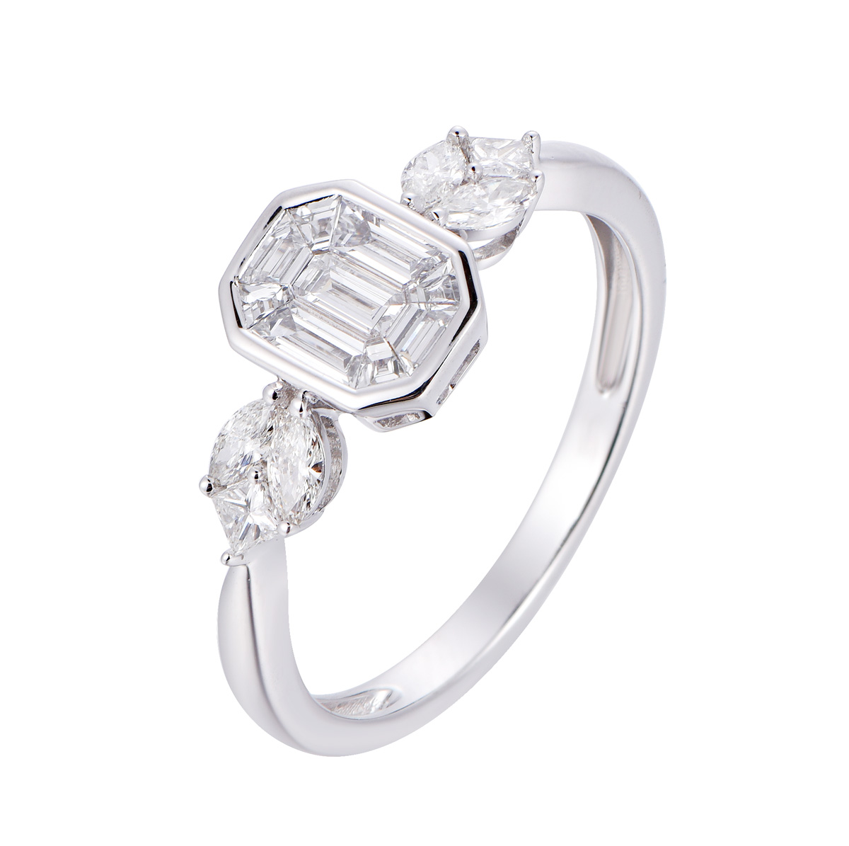 AM25791Q 18K white gold Pie-cut diamond ring