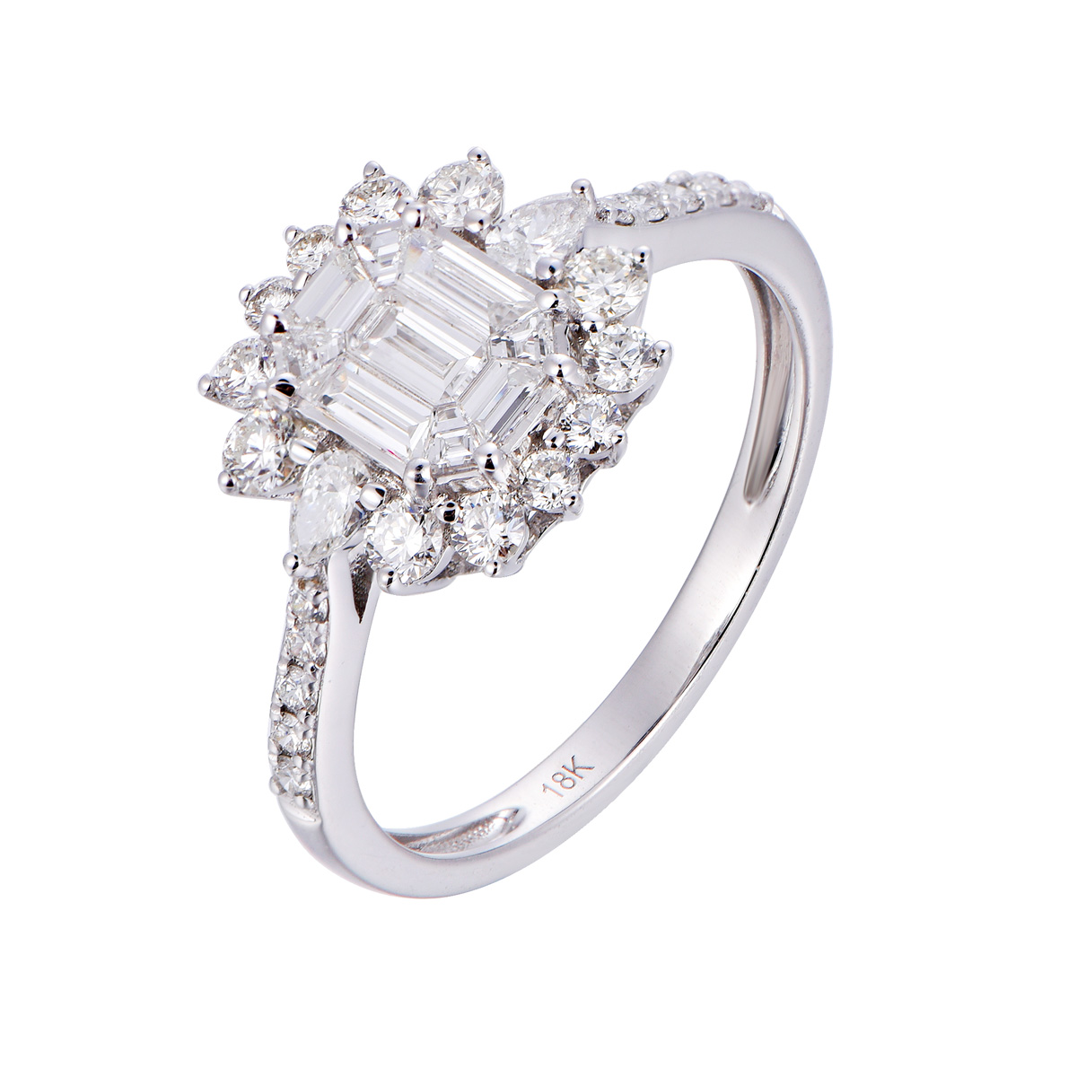 AM25792Q 18K white gold Pie-cut diamond ring